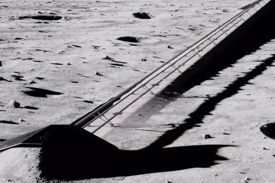 Mô phỏng hệ thống máy gia tốc khối lượng điện từ trên Mặt Trăng. Ảnh: SpaceX