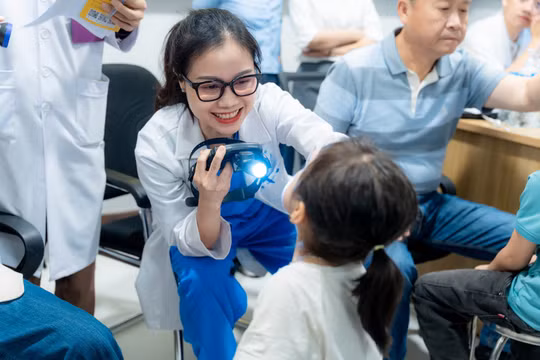 Hành trình “giải cứu” gương mặt biến dạng suốt 17 năm 