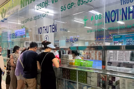 Thêm loạt thuốc “đắt đỏ” vào BHYT, bệnh nhân ung thư hưởng lợi lớn