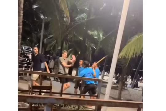 Đại diện quán Bluesea Beach & Bar phản hồi vụ nhân viên đe dọa khách Tây bằng xẻng