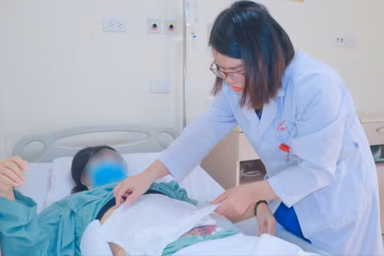 Hút mỡ bụng tại cơ sở không an toàn, người phụ nữ 49 tuổi nguy kịch 