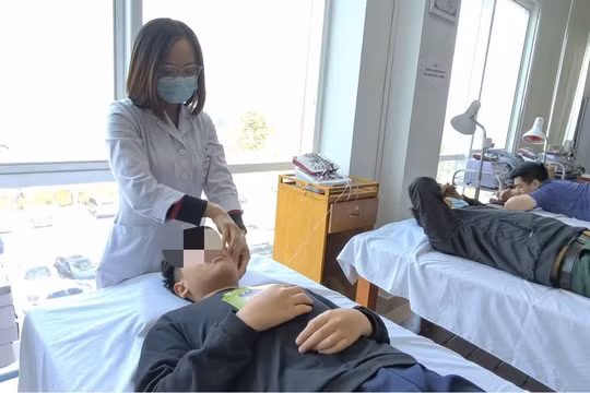 Trời rét đậm, rét hại: Cảnh báo liệt dây thần kinh, dễ nhầm đột quỵ