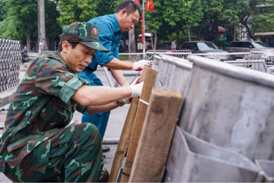 Hà Nội sẵn sàng cho màn pháo hoa rực sáng chào đón năm mới 2026