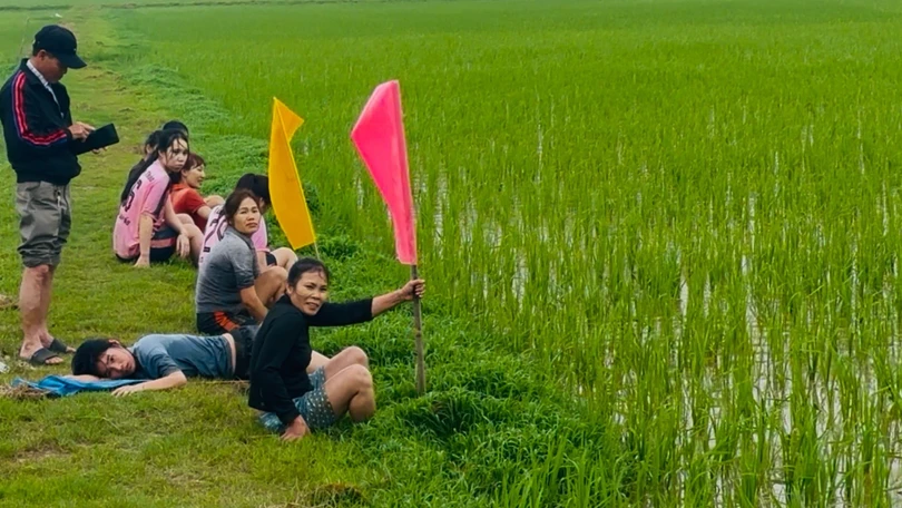 Cuộc thi chạy khắc nghiệt bậc nhất hành tinh ở vùng quê xứ Thanh ngày Tết