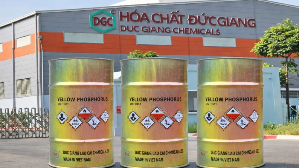 “Vua” phốt pho vàng Việt Nam gặp sóng gió, cơ hội sẽ thuộc về ai?