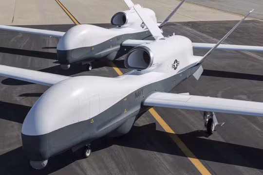 Máy bay giám sát không người lái MQ-4C Triton của Hải quân Mỹ. Ảnh: MW.