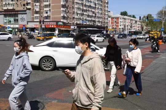 Tỷ lệ thất nghiệp ở Trung Quốc trong nhóm tuổi 16-24 đã đạt mức cao nhất trong 4 tháng vào tháng 3, ở mức 16,9%. Ảnh: EPA.