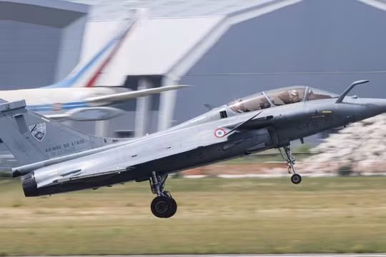 Máy bay chiến đấu Dassault Rafale B của Pháp. Ảnh: Getty.