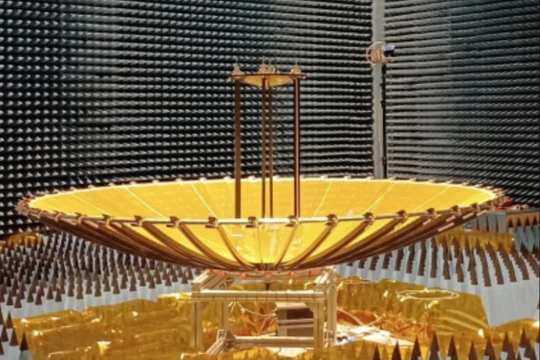 Với ăng-ten rộng 3 mét được gắn kèm, CarbSAR có khả năng chụp ảnh bề mặt Trái Đất với độ phân giải lên tới 50 cm. Ảnh: PM.