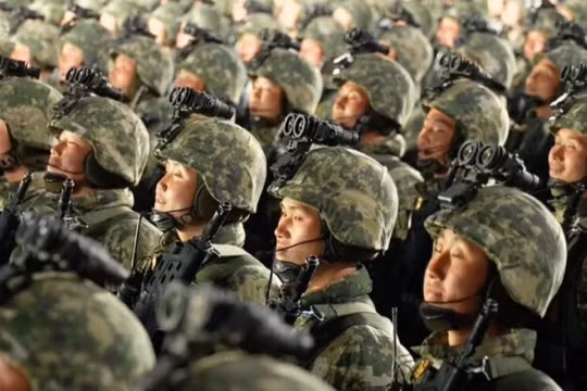Các binh sĩ thuộc Quân đội Nhân dân Triều Tiên. Ảnh: MW.