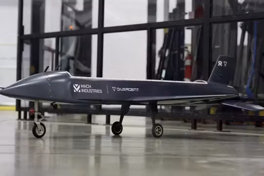 Hai công ty Divergent và Mach Industries cho ra mắt mẫu drone Venom chỉ trong vòng 71 ngày. Ảnh: IE.