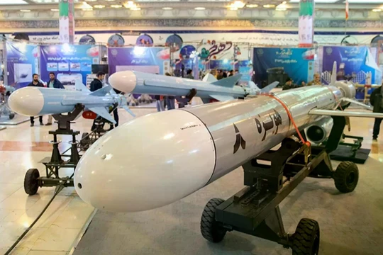 Tên lửa hành trình đất đối đất Hoveyzeh do Iran chế tạo. Ảnh: Wiki.