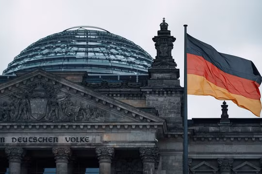 Khủng hoảng liên tục diễn ra khiến nền kinh tế Đức rơi vào trạng thái trì trệ kéo dài. Ảnh: Bloomberg.