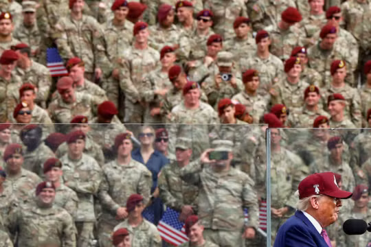 Tổng thống Mỹ Donald Trump phát biểu trong một sự kiện ở Fort Bragg, North Carolina, Mỹ ngày 10/6/2025. Ảnh: Reuters.