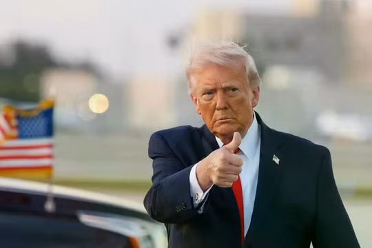 Ông Trump đe dọa hủy diệt phần còn lại của Iran, tuyên bố không mở lại eo biển Hormuz. Ảnh: Getty.