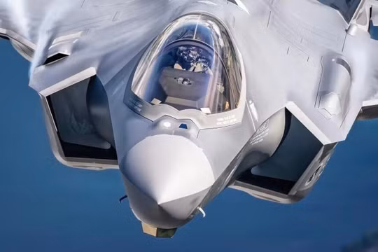 Chiến đấu cơ thế hệ thứ 5 F-35 của Mỹ. Ảnh: MW.