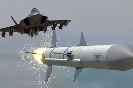 Ảnh đồ họa cho thấy máy bay F-35 phóng tên lửa AIM-120. Ảnh: MW.