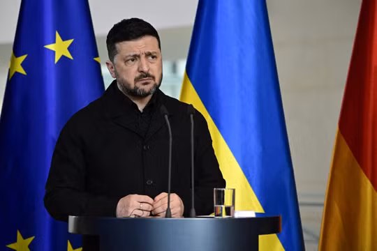 Tổng thống Ukraine Volodymyr Zelensky trong cuộc họp báo với Thủ tướng Đức tại Phủ Thủ tướng ở Berlin ngày 14/4 trong khuôn khổ cuộc tham vấn giữa chính phủ Đức và Ukraine. Ảnh: AFP.