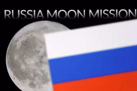 Nga dự kiến xây dựng một nhà máy điện hạt nhân trên Mặt Trăng. Ảnh: Reuters.