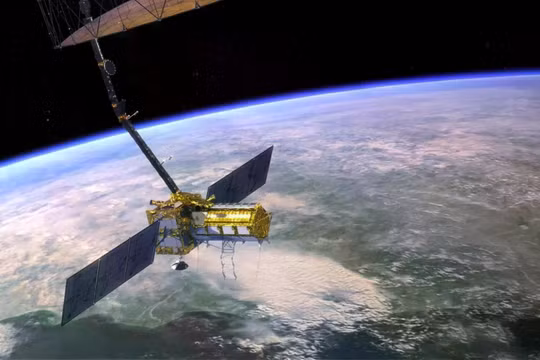 Vệ tinh NISAR đang hoạt động trên quỹ đạo Trái Đất. Ảnh: Wiki.