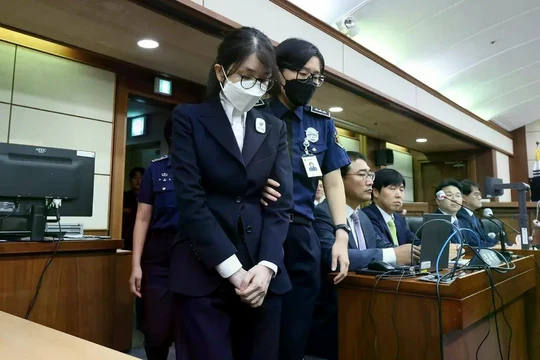 Bà Kim Keon-hee, cựu Đệ nhất phu nhân Hàn Quốc, đã đến dự phiên điều trần đầu tiên về các cáo buộc tham nhũng tại Tòa án Quận Trung tâm Seoul vào tháng 9/2025. Ảnh: Getty.