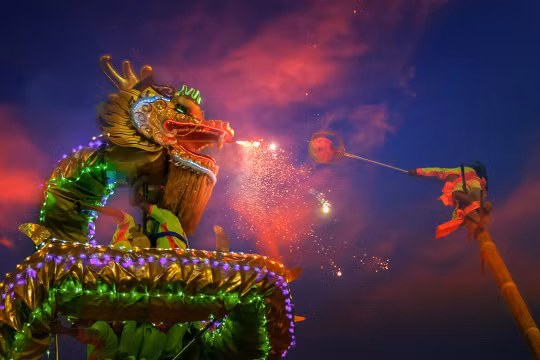 Trong ngày Tết cổ truyền ở Trung Quốc, có rất nhiều phong tục và lễ hội kỳ lạ mà ít người biết đến. Ảnh: Getty.