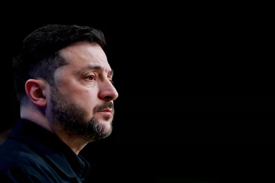 Tổng thống Ukraine Volodymyr Zelensky tham dự cuộc họp báo vào ngày diễn ra hội nghị thượng đỉnh các nhà lãnh đạo Liên minh châu Âu tại Brussels, Bỉ, ngày 18/12. Ảnh: Reuters.