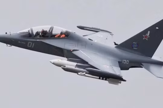 Máy bay huấn luyện Yak-130. Ảnh: MW.