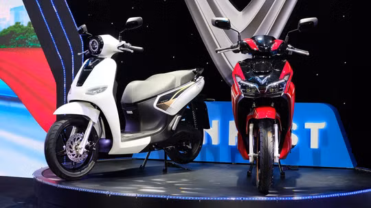 VinFast ra mắt xe máy điện mới đi được 150 km/lần sạc