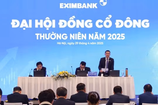 Chủ tịch EIB hứa: Giá trị cổ đông nhận được không chỉ là cổ tức, mà ở giá cổ phiếu và vốn hoá