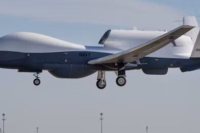 Máy bay không người lái MQ-4C Triton của Hải quân Mỹ. Ảnh: MW.