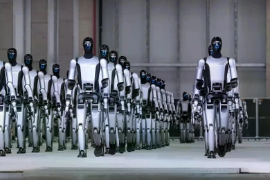 Mẫu robot hình người tiên tiến Walker S2 của hãng UBTech. Ảnh: IE.