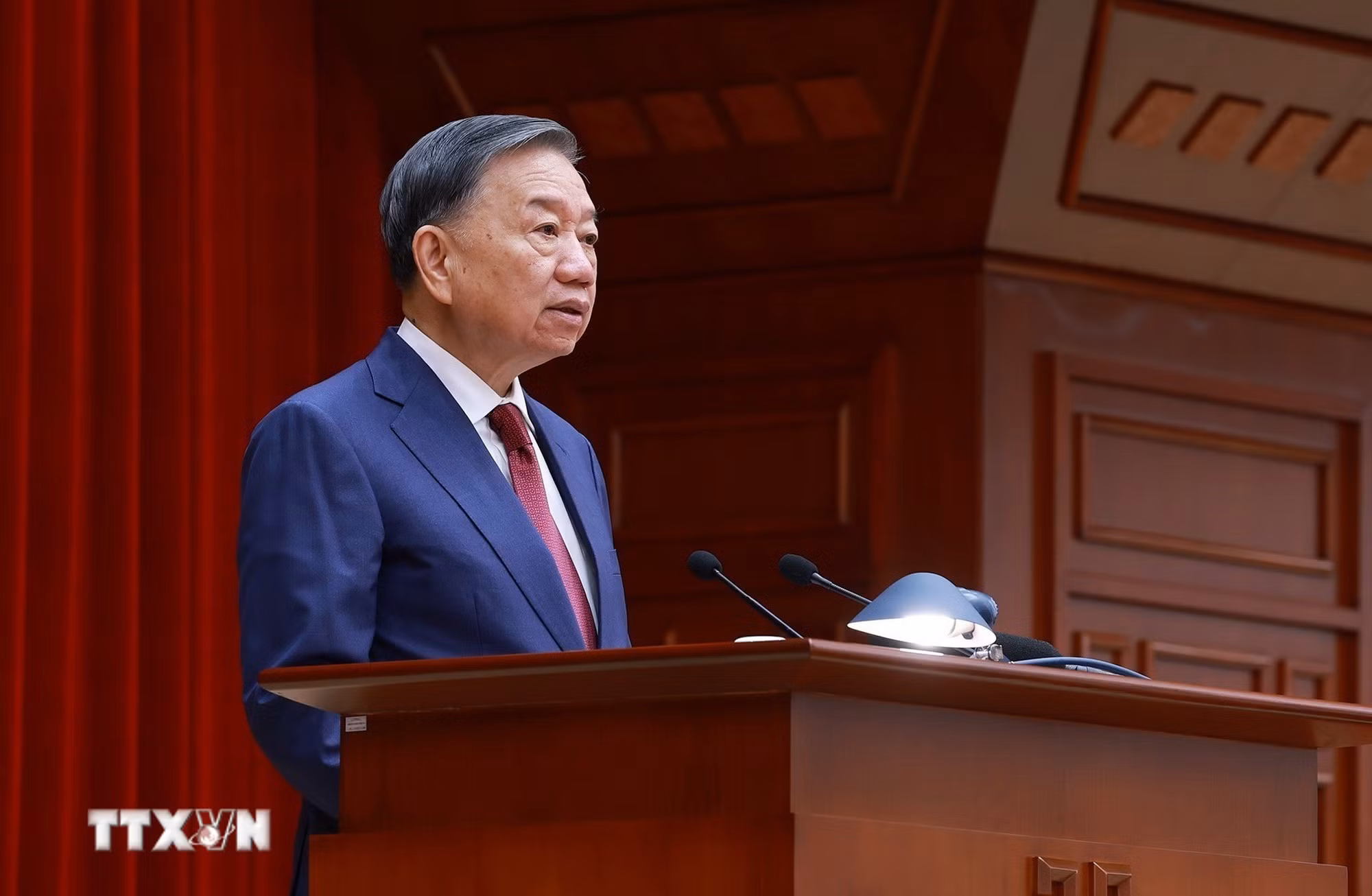 Tổng bí thư, Chủ tịch nước Tô Lâm phát biểu khai mạc Hội nghị lần thứ ba Ban Chấp hành Trung ương Đảng khoá XIV. Ảnh: Dương Giang/TTXVN.