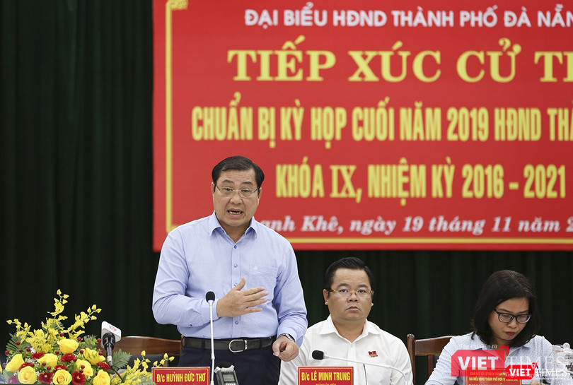 Ông Huỳnh Đức Thơ – Chủ tịch UBND TP Đà Nẵng trả lời ý kiến cử tri