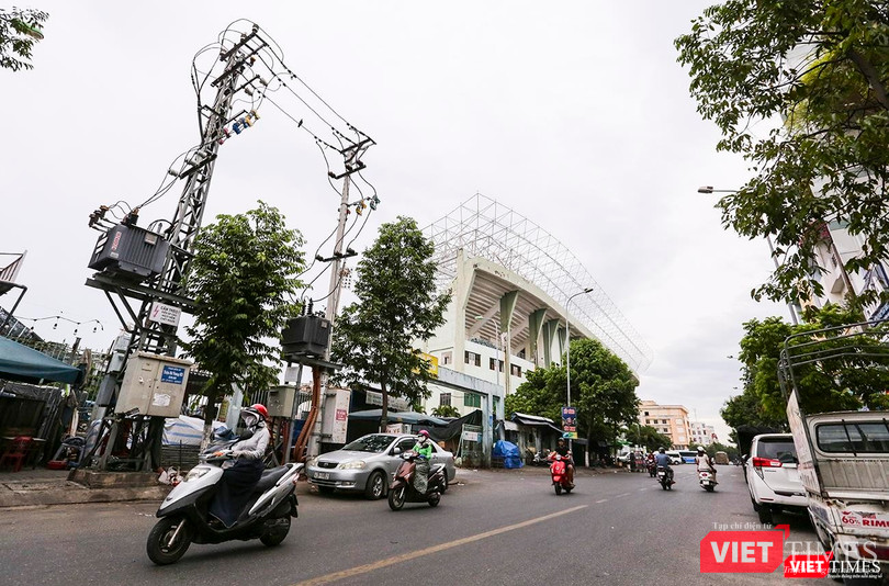 10 Giấy chứng nhận quyền sử dụng đất, quyền sở hữu nhà ở và tài sản gắn liền với đất tại Khu phức hợp sân vận động Chi Lăng được cấp thời hạn sử dụng đất lâu dài là vi phạm pháp luật 10 Giấy chứng nhận quyền sử dụng đất, quyền sở hữu nhà ở và tài sản gắn liền với đất tại Khu phức hợp sân vận động Chi Lăng được cấp thời hạn sử dụng đất lâu dài là vi phạm pháp luật