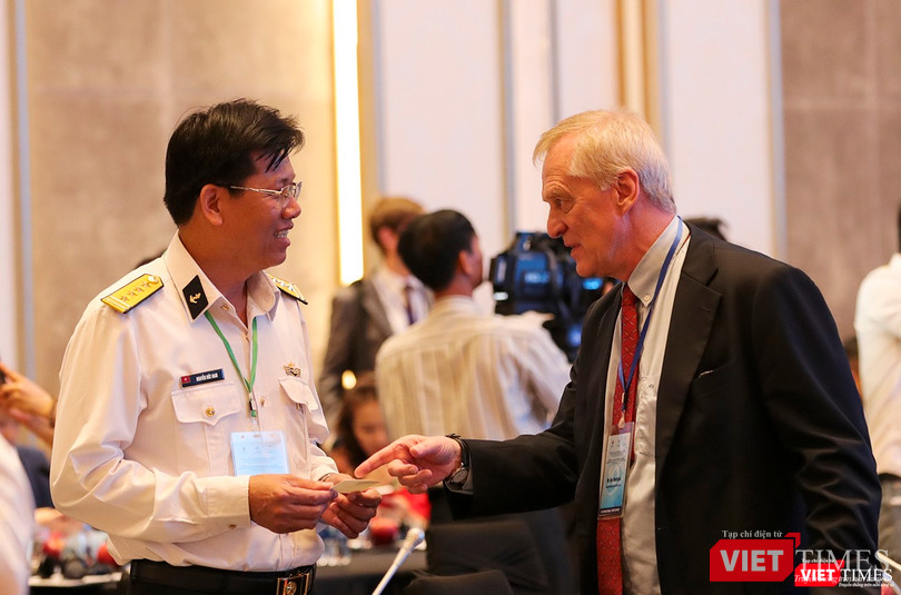 Nhiều đại biểu từ các nước ngoài khu vực mong muốn ASEAN và Trung Quốc tăng cường minh bạch tiến trình đàm phán, tôn trọng lợi ích hợp pháp của các nước ngoài khu vực.