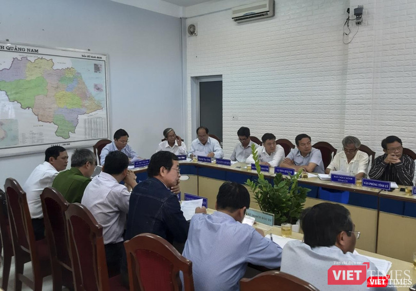 Ông Lê Trí Thanh - Phó Chủ tịch UBND tỉnh Quảng Nam chủ trì buổi tiếp dân. Ông Lê Trí Thanh - Phó Chủ tịch UBND tỉnh Quảng Nam chủ trì buổi tiếp dân.