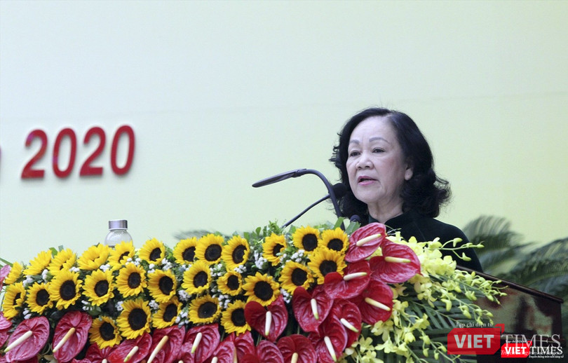 Bà Trương Thị Mai - Ủy viên Bộ Chính trị, Bí thư Trung ương Đảng, Trưởng Ban Dân vận Trung ương - phát biểu chỉ đạo đại hội