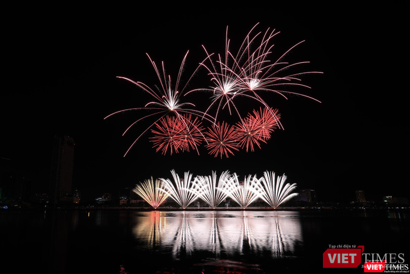 Phần mở màn của đội Bỉ