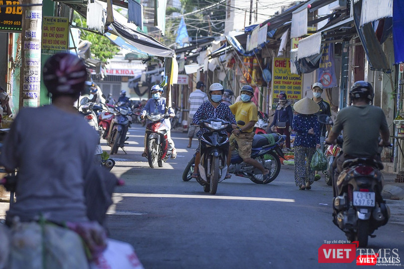 Đã có hoạt động mua bán bên ngoài chợ Đã có hoạt động mua bán bên ngoài chợ