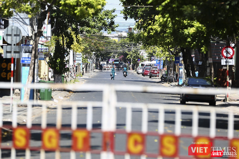 Tuyến đường Hải Phòng dẫn đến 2 Bệnh viện Đà Nẵng và Bệnh viện C trong ngày đầu phong tỏa