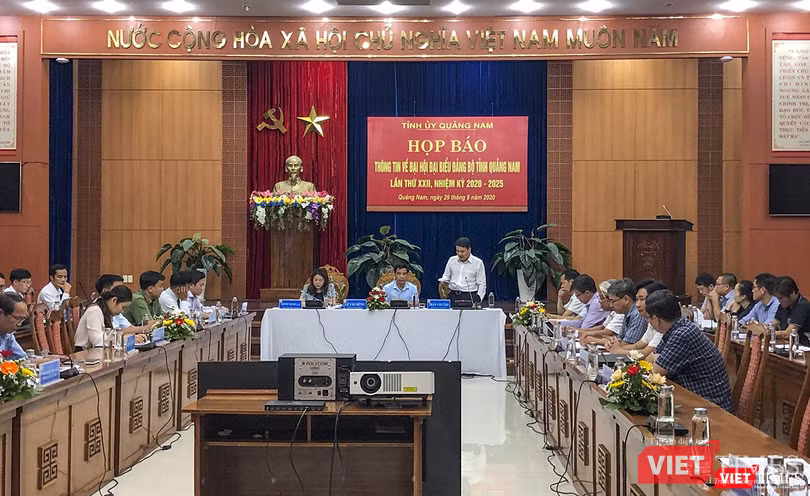Quang cảnh buổi Họp báo thông tin về Đại hội Đảng bộ tỉnh Quảng Nam lần thứ XXII, nhiệm kỳ 2020-2025 do Tỉnh ủy Quảng Nam tổ chức diễn ra chiều 29/9
