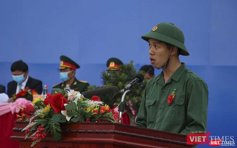 Tân binh tuyên thệ