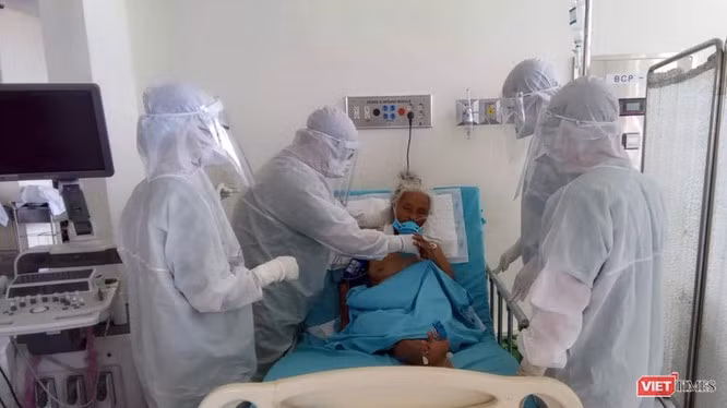 Bệnh nhân 592 tại thời điểm đang điều trị