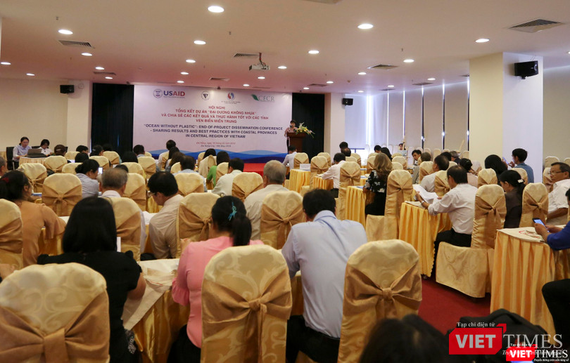 Sáng 18/5, Hội nghị tổng kết Dự án “Đại dương không nhựa tại Đà Nẵng và chia sẻ các kết quả, thực hành tốt với các tỉnh miền Trung” đã diễn ra tại Đà Nẵng với sự tham dự của đại diện Sở TNMT các tỉnh miền Trung 