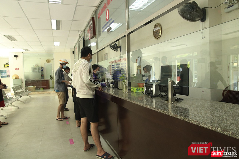 Khu vực quầy vé Ga đường sắt Đà Nẵng sáng ngày 7/9 Khu vực quầy vé Ga đường sắt Đà Nẵng sáng ngày 7/9