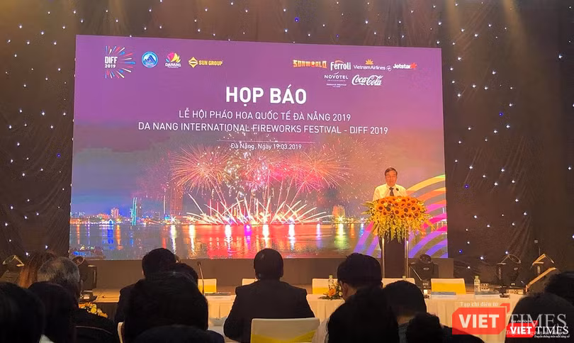 Ông Lê Trung Chinh - Phó Chủ tịch UBND TP.Đà Nẵng, Trưởng Ban tổ chức DIFF 2019 phát biểu tại buổi Họp báo 