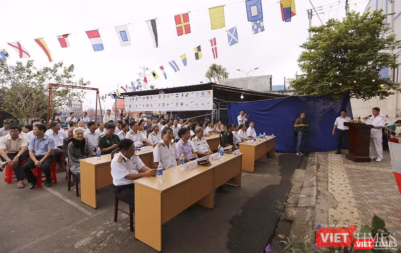 Lễ tưởng niệm có sự tham dự của các cựu chiến binh, nguyên là cán bộ, chiến sĩ Trung đoàn 83 Công binh (E83), Quân chủng Hải quân Việt Nam và thân nhân các liệt sĩ đã hy sinh trong trận chiến giữ đảo Gạc Ma.