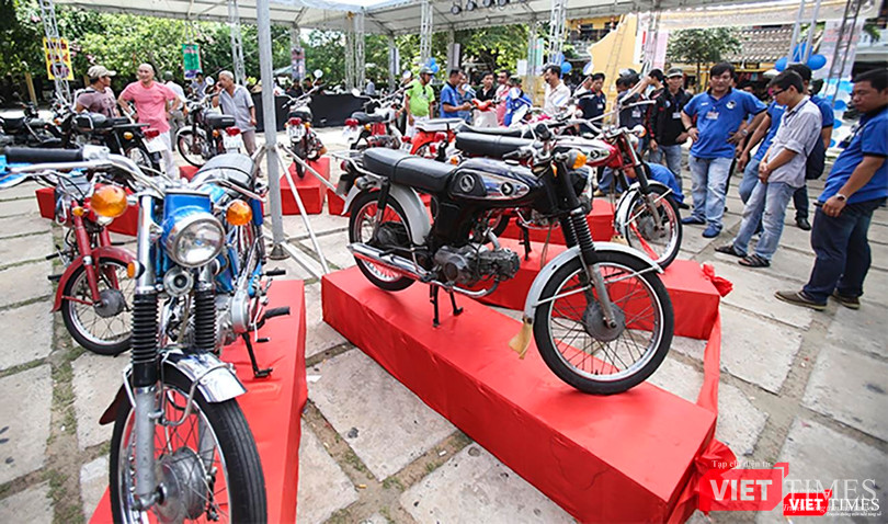 Trưng bày xe cổ tại Hội An Trưng bày xe cổ tại Hội An