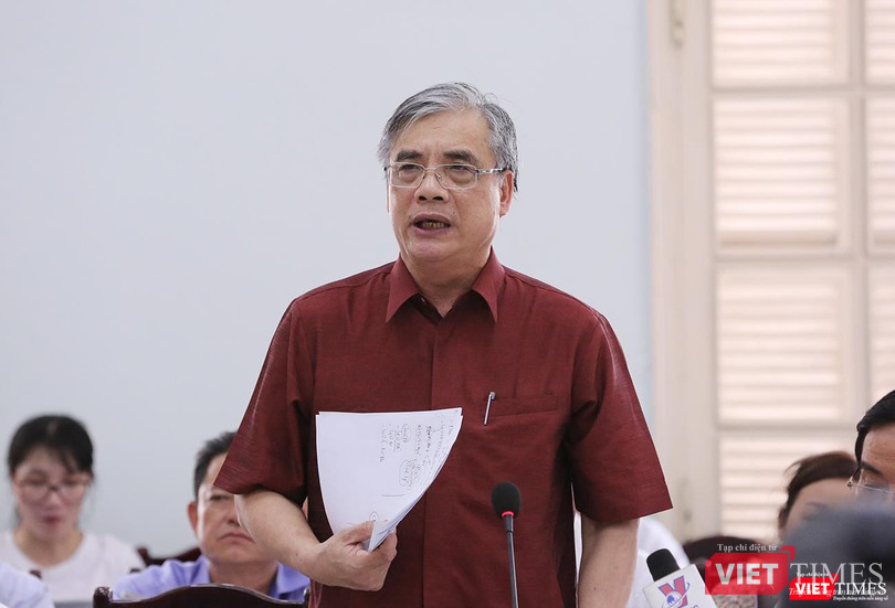 PGS.TS Trần Đình Thiên - nguyên Viện trưởng Viện Kinh tế Việt Nam phát biểu tại Hội nghị phản biện PGS.TS Trần Đình Thiên - nguyên Viện trưởng Viện Kinh tế Việt Nam phát biểu tại Hội nghị phản biện